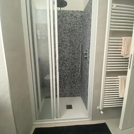 Il Portico 41 Апартаменты Комо